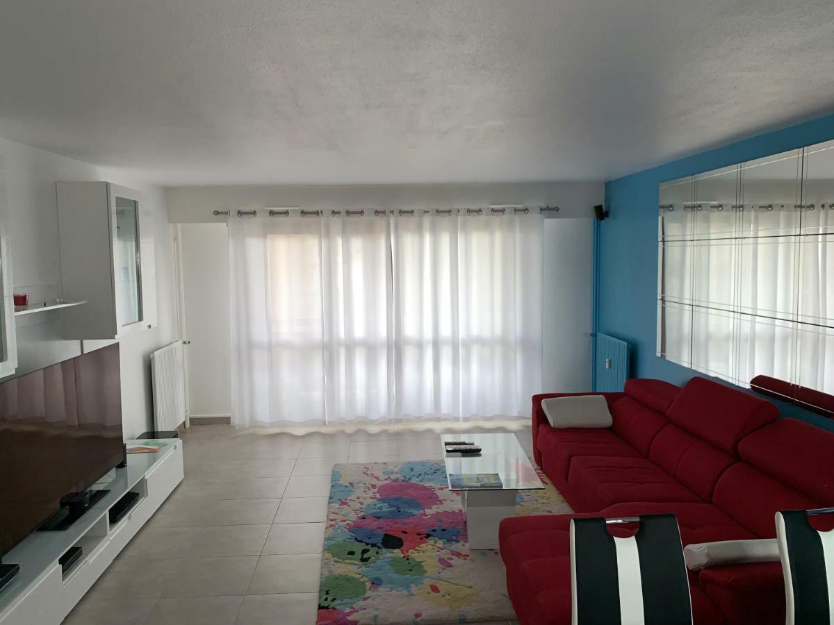Grand Appartement A Louer Vue Sur Seine Мелён Экстерьер фото